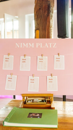Sitzplan Pink • "Nimm Platz"